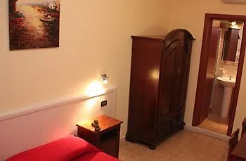 Trastevere Couette-café 2*